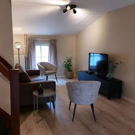 Recreatieboerderij Tergracht - Dr Wesjzulder Apartmán *